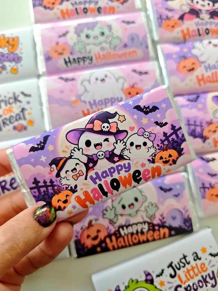 Happy halloween personalised 40g chocolate bar with purple and white halloween wrapper featuring ghosts and pumpkins